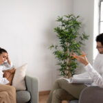 Holistyczne podejście do leczenia depresji – poradnik ekspercki