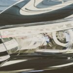 Jak wybrać idealne żarówki samochodowe i dbać o właściwe oświetlenie auta?